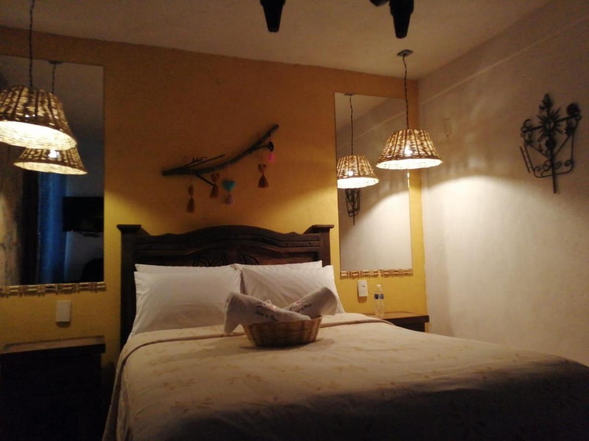 Hotel & Cava La Parroquia Сан-Кристобаль-де-Ла-Касас Экстерьер фото