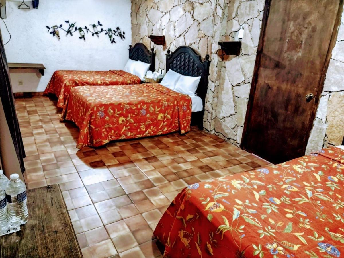 Hotel & Cava La Parroquia Сан-Кристобаль-де-Ла-Касас Экстерьер фото