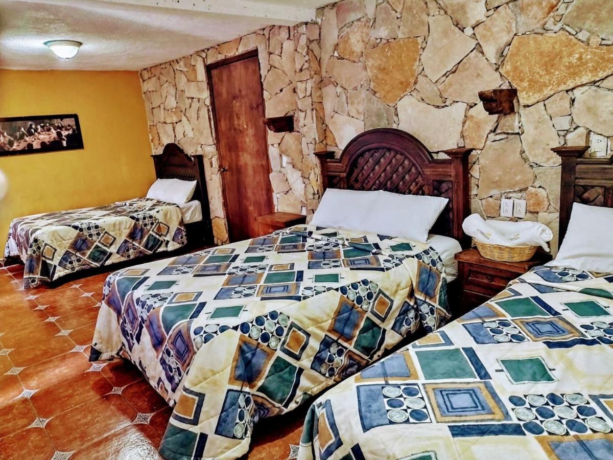Hotel & Cava La Parroquia Сан-Кристобаль-де-Ла-Касас Экстерьер фото