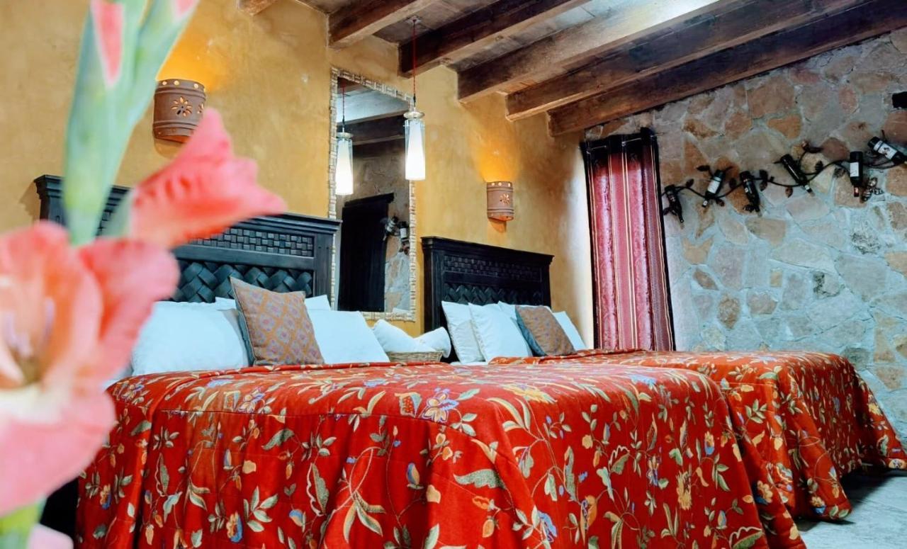 Hotel & Cava La Parroquia Сан-Кристобаль-де-Ла-Касас Экстерьер фото