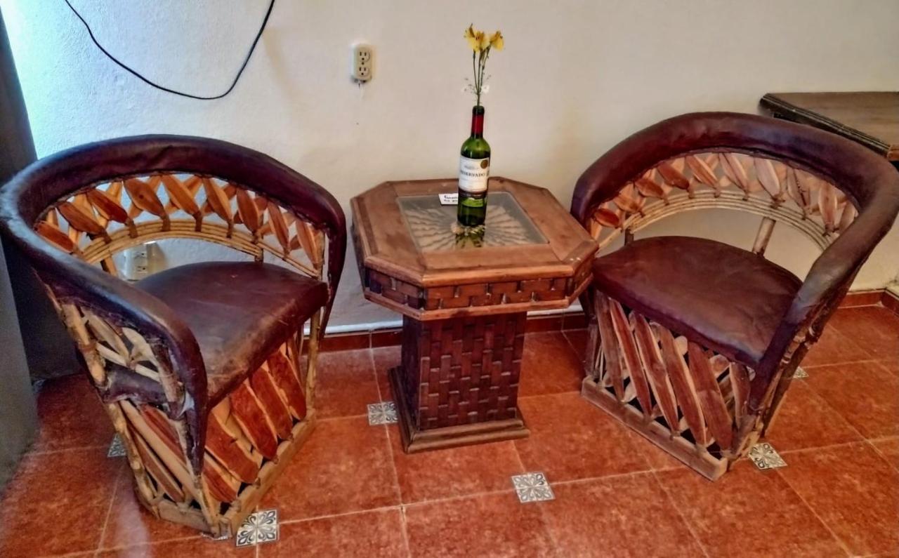 Hotel & Cava La Parroquia Сан-Кристобаль-де-Ла-Касас Экстерьер фото
